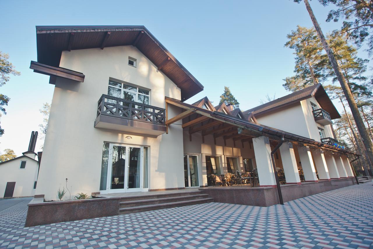 Viktoria Park Hotel Bucha Exterior photo